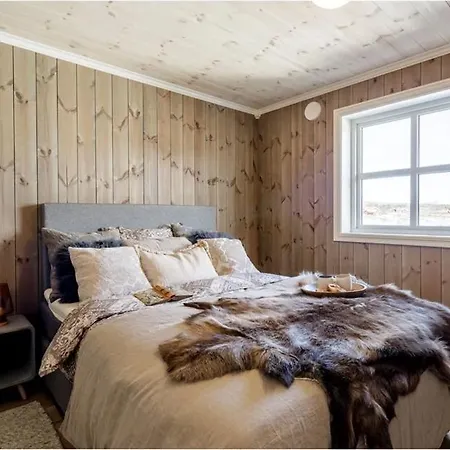 Modern Mountain Escape *