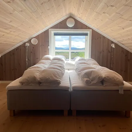 Modern Mountain Escape Casa de Férias