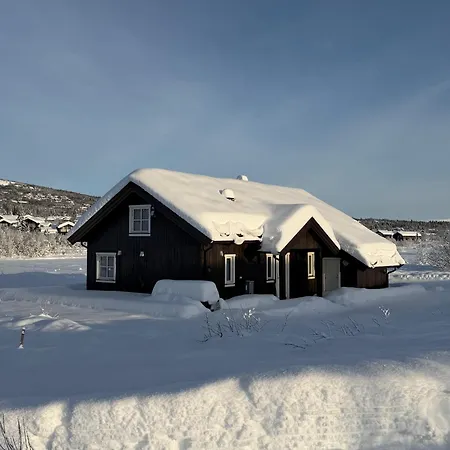 Modern Mountain Escape Дом отдыха *